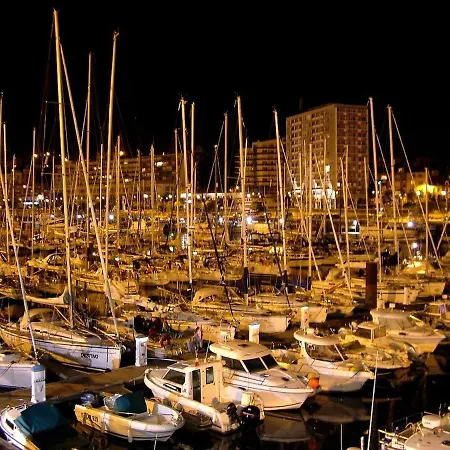 Nausicaa En Face, A Cote Du Port Centre * Boulogne-sur-Mer